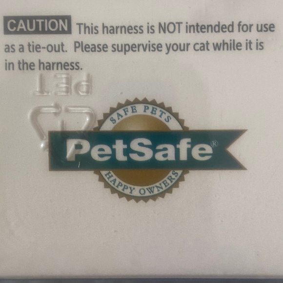 PetSafe I Come With Me Kitty I Harness and Bungee Leash - Picture 11 of 12